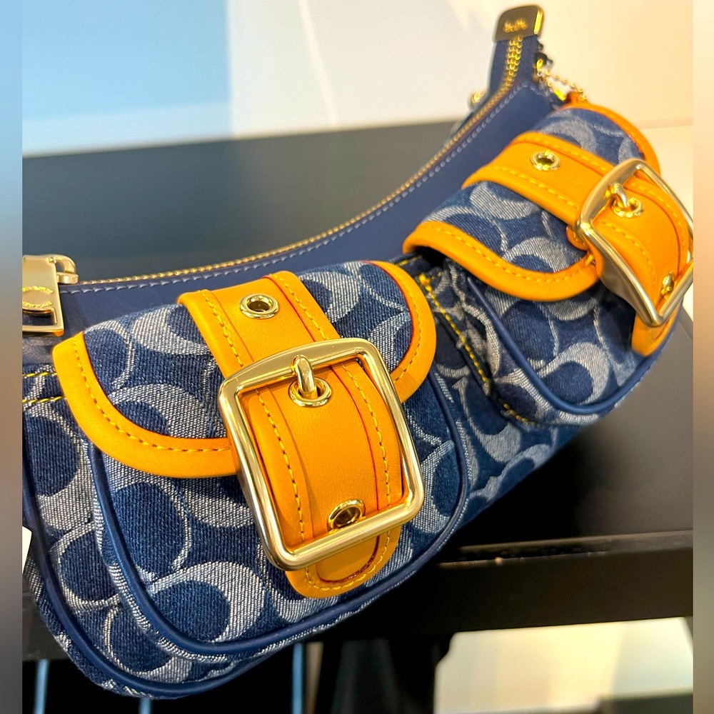 New Coach Ashton Bag In Signature Denim - Picture 6 of 9